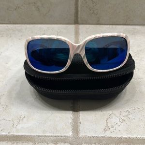 Costa sunglass with case
